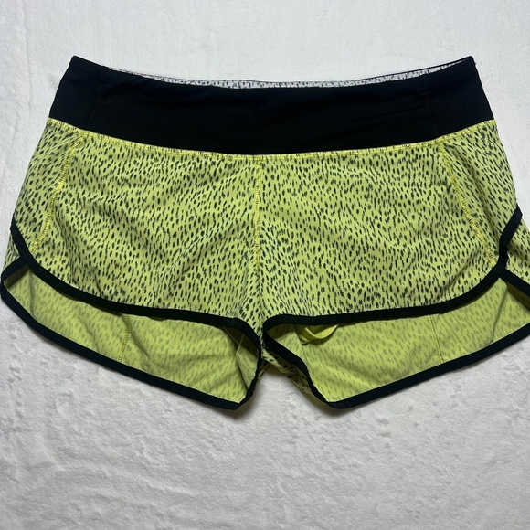 Lululemon Speed Up Shorts Dottie Dash Clarity Yellow - Picture 1 of 9